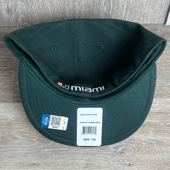 University of Miami Fitted Hat 7 3/8 NWT | Top of the World Green Cap | NCAA - Picture 4 of 6